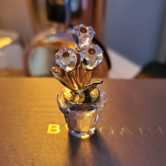 SWAROVSKI Crystal Flower Pot - Picture 1 of 8